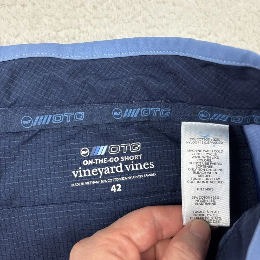 VINEYARD VINES Mens On-The-Go Chino Shorts Size 42 Blue 9